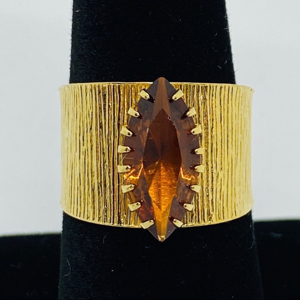 Vintage style Gold Ring - Picture 7 of 7